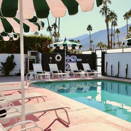 The Marley Hotel By Avantstay Classic Palm Springs Hotel W Pool Hot Tub エクステリア 写真