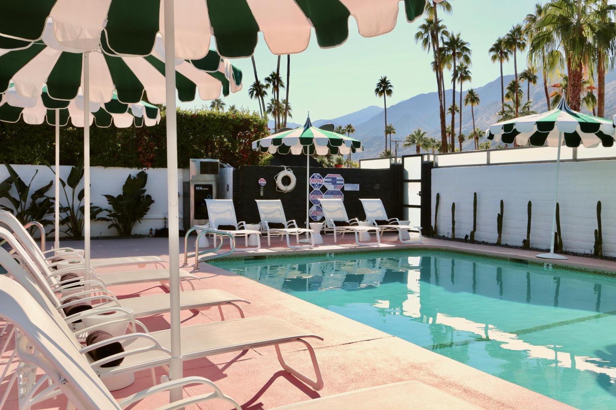 The Marley Hotel By Avantstay Classic Palm Springs Hotel W Pool Hot Tub エクステリア 写真